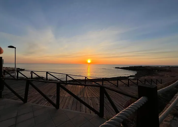 Sea View Apartment Beach Front Punta Prima